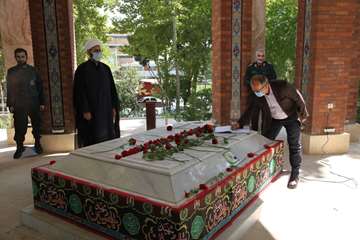 تجدید میثاق با شهدای دفاع مقدس